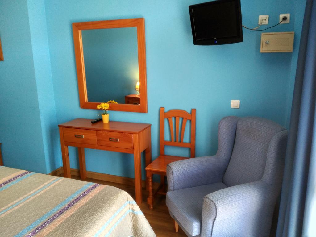 Hotel Aguila Real Onís Eksteriør bilde