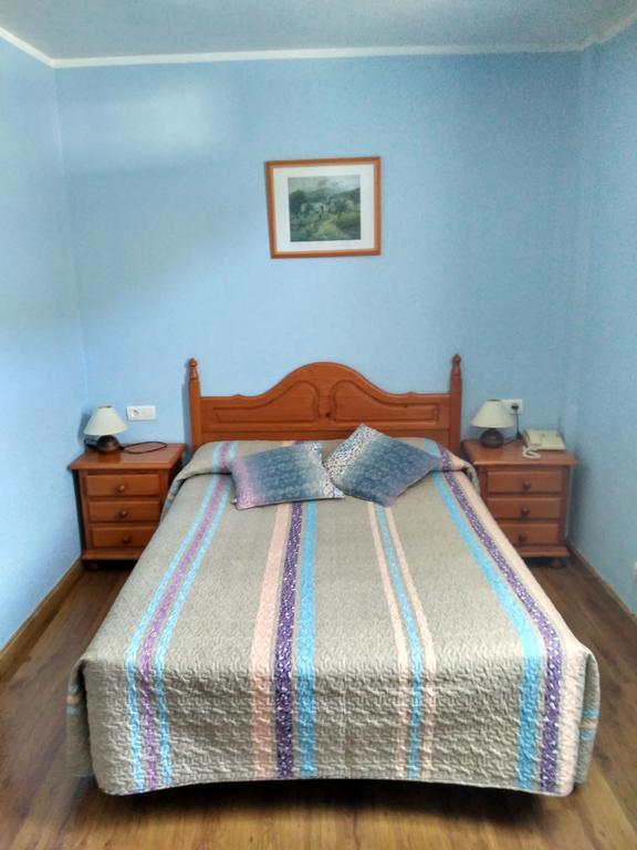 Hotel Aguila Real Onís Eksteriør bilde